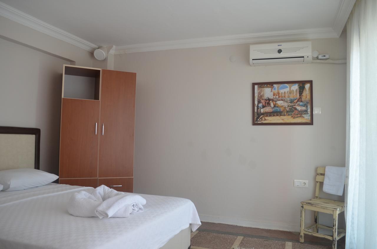 Tunc Hotel Ayvalik Ngoại thất bức ảnh