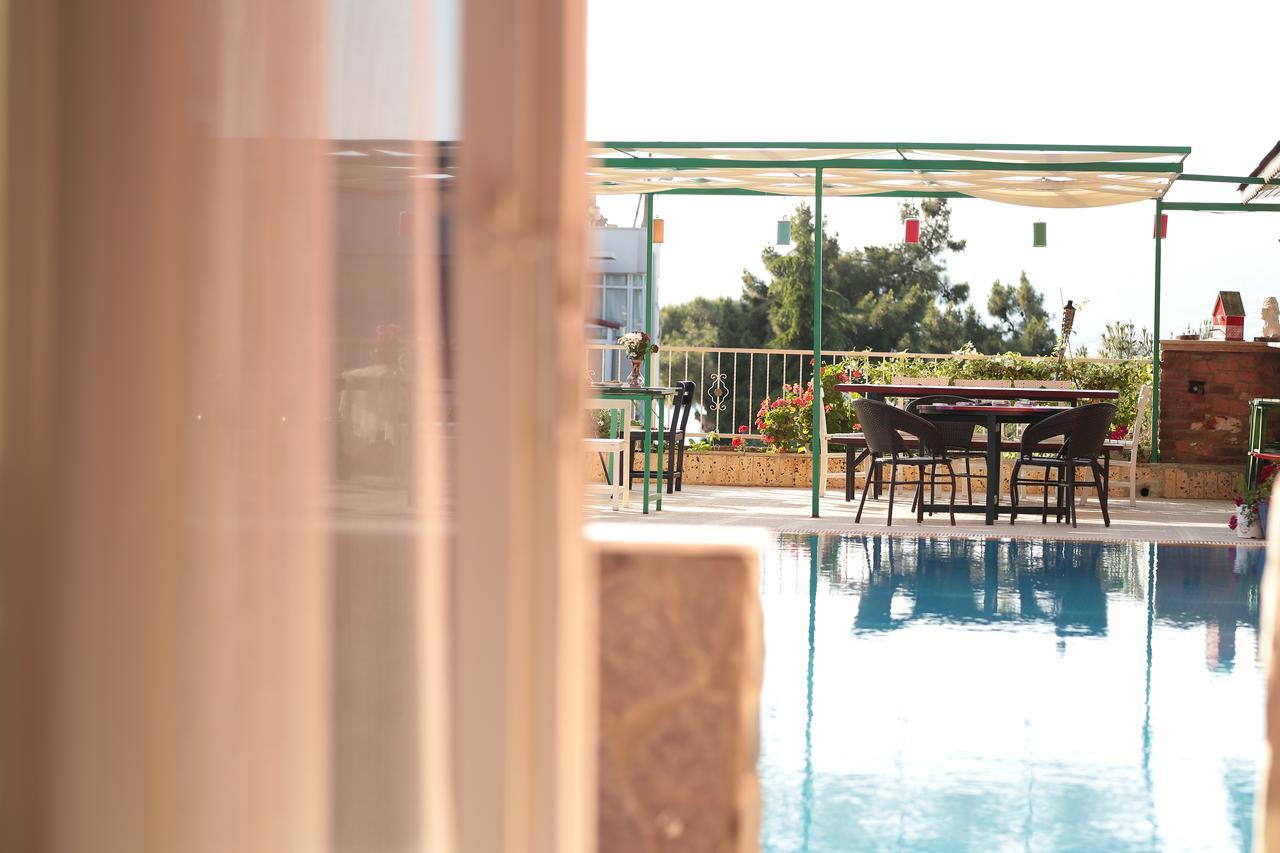 Tunc Hotel Ayvalik Ngoại thất bức ảnh