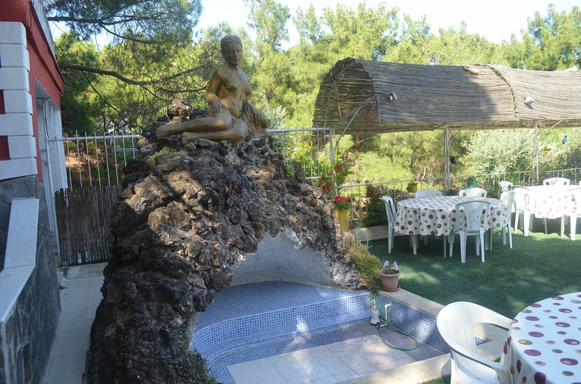 Tunc Hotel Ayvalik Ngoại thất bức ảnh